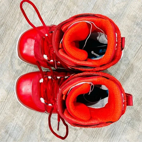 Burton HAIL-R Mens Snowboard Boots - Size 12 - RED - Minty.  Fresh as 2012. Burton Men main image 4